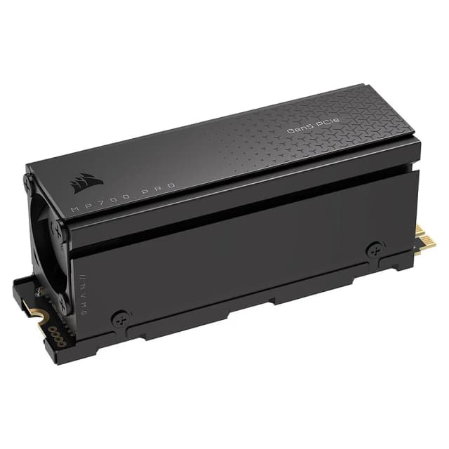 Corsair MP700 Pro with active heatsink 4To